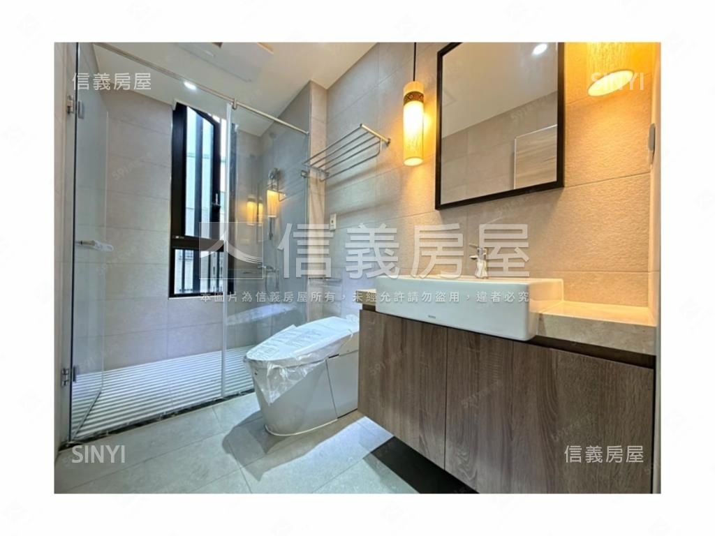 新平麗馳全新電梯臨路別墅房屋室內格局與周邊環境