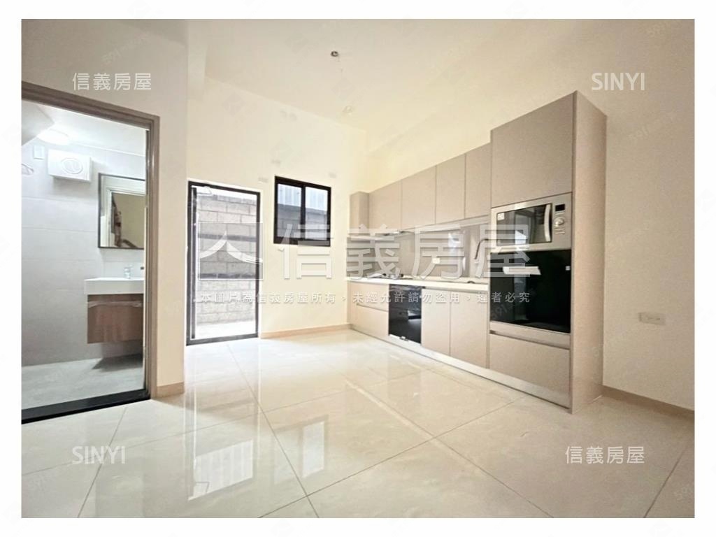 新平麗馳全新電梯臨路別墅房屋室內格局與周邊環境