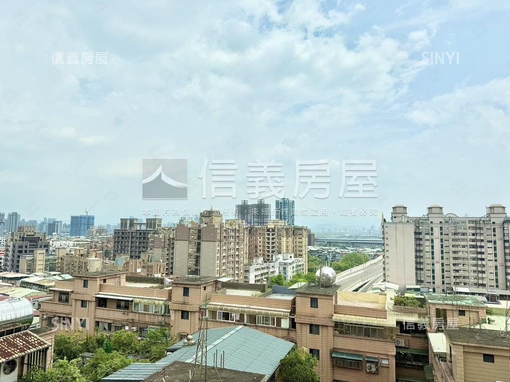 江翠樓中樓露台雙車位房屋室內格局與周邊環境