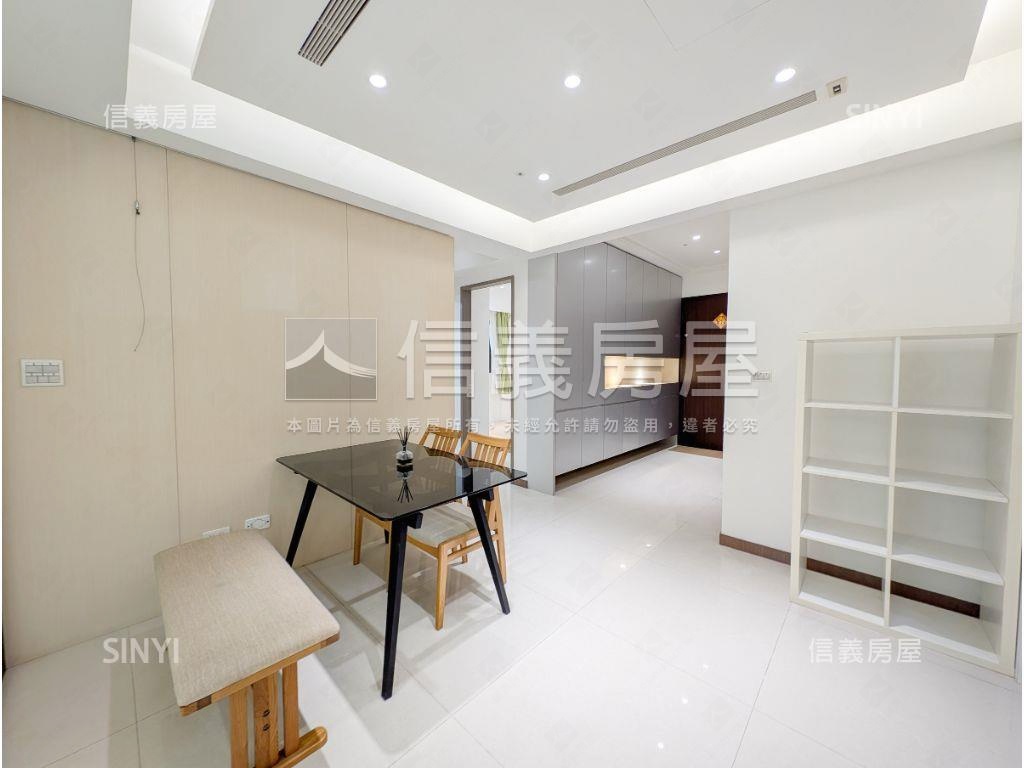 三井對面｜精華區裝潢三房房屋室內格局與周邊環境