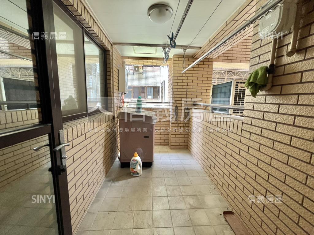 專任幸福溫馨大三房房屋室內格局與周邊環境