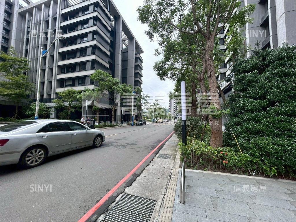 新橫濱星野區金店面房屋室內格局與周邊環境