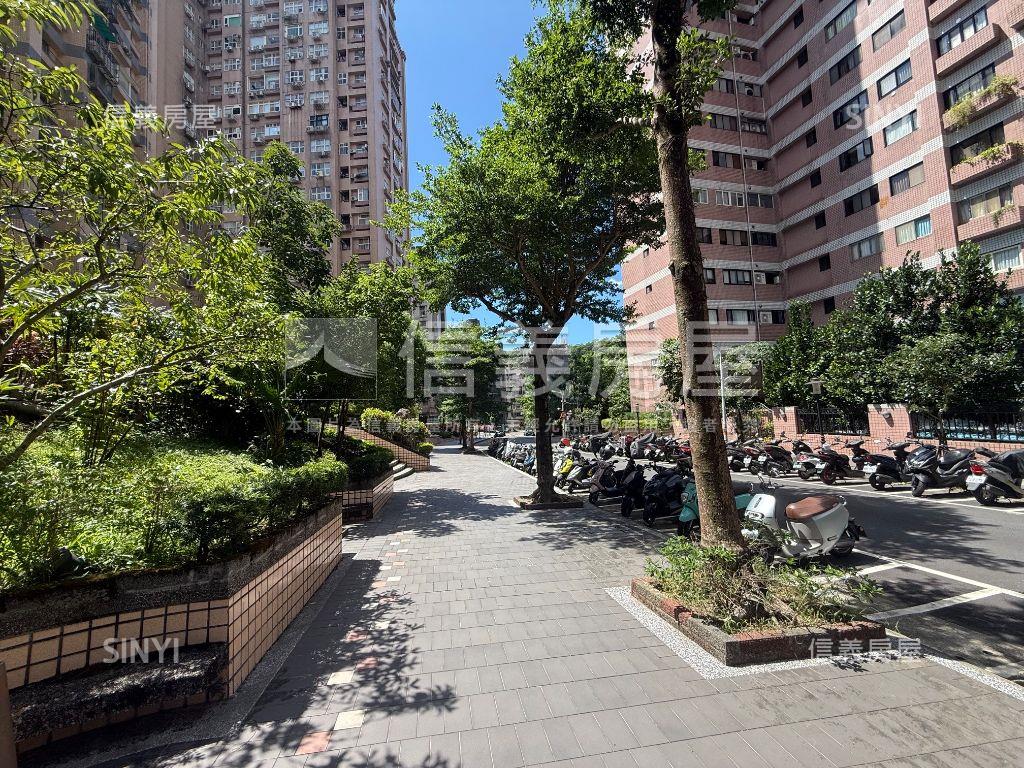 星雲花漾湖邊間兩房房屋室內格局與周邊環境