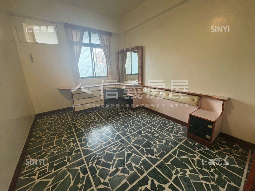 ★江子翠低總價靜巷公寓★房屋室內格局與周邊環境