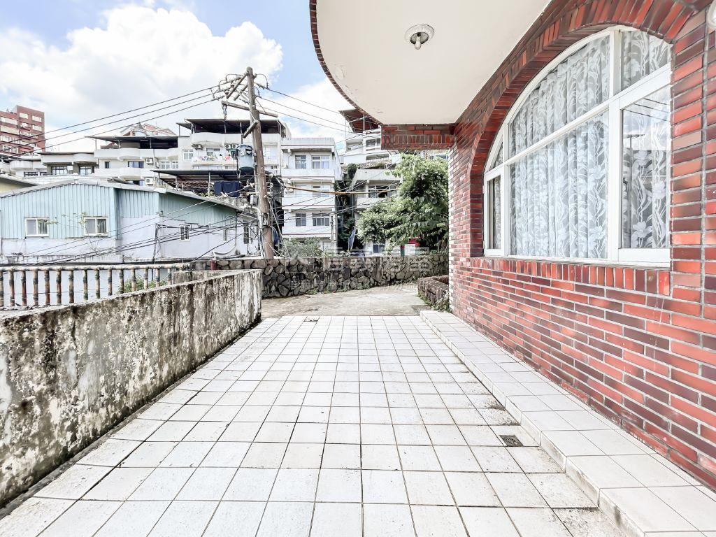 稀少宜興街透天房屋室內格局與周邊環境