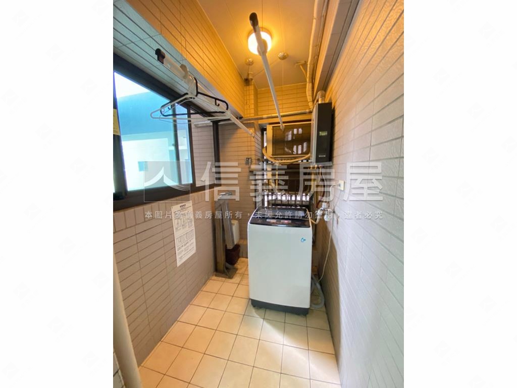 新光國小旁２房２衛平車房屋室內格局與周邊環境