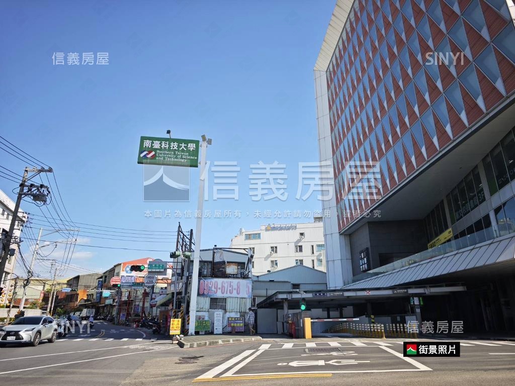 正南一街面寬廠房房屋室內格局與周邊環境