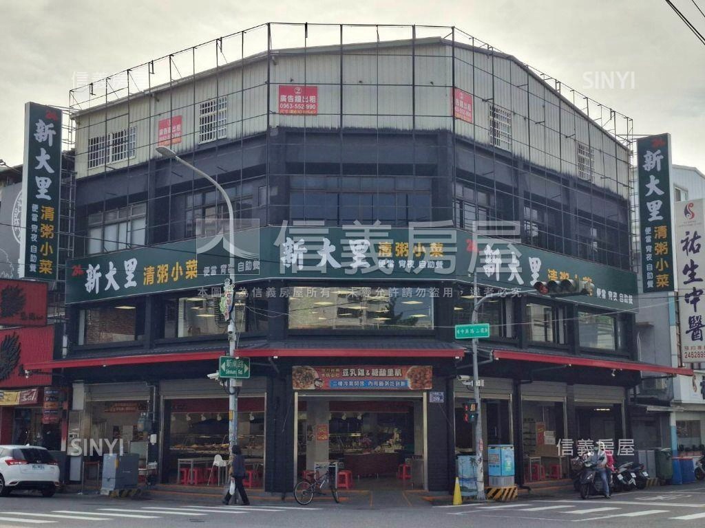 大里一期大面寬順向金角店房屋室內格局與周邊環境