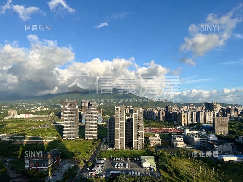 專任水悅高樓景觀一覽無遺房屋室內格局與周邊環境