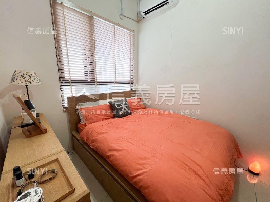 專任水悅高樓景觀一覽無遺房屋室內格局與周邊環境