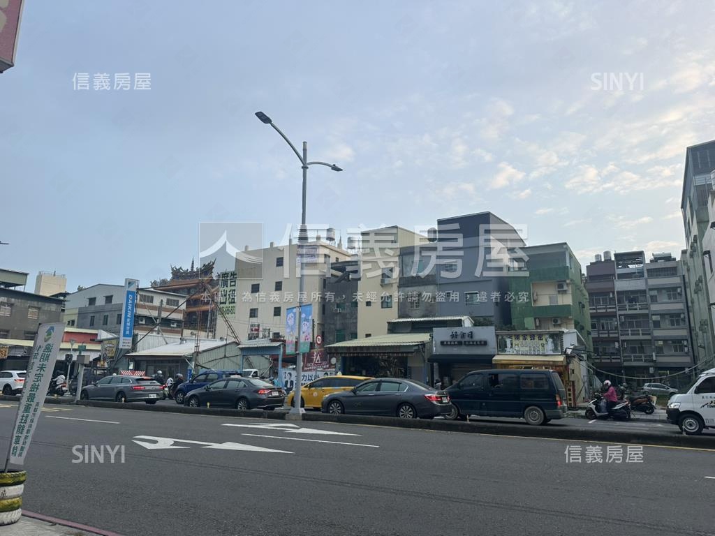 博愛巨蛋商圈前後臨路土地房屋室內格局與周邊環境