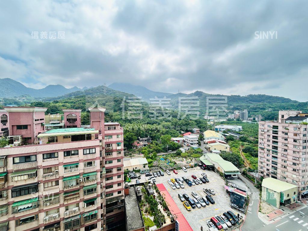 伴月灣。山景電梯兩房房屋室內格局與周邊環境