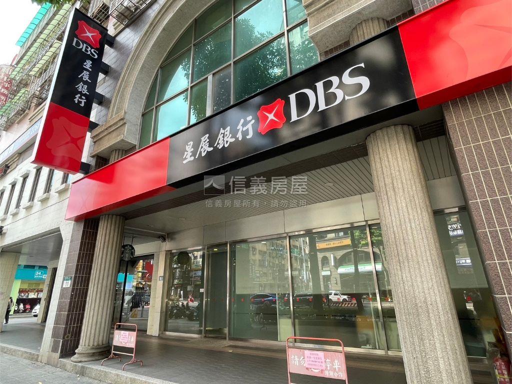 龍觀景觀電梯三房。美房屋室內格局與周邊環境