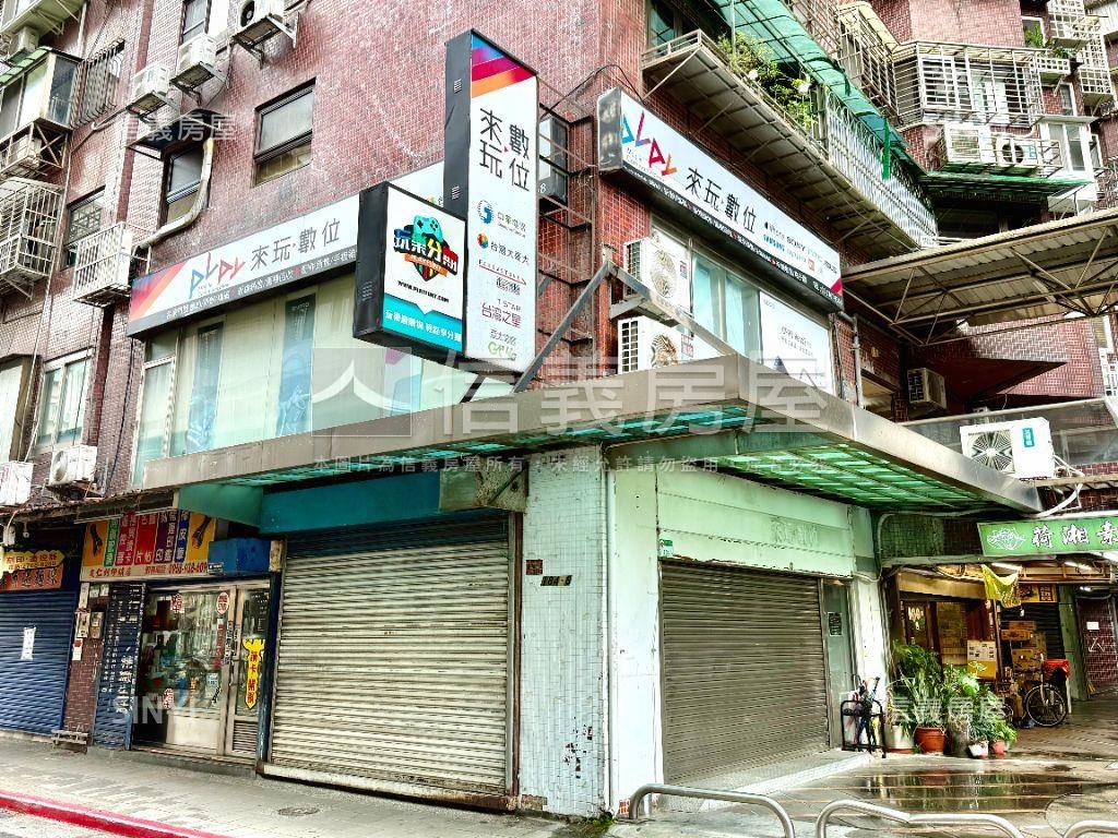 民生圓環大邊間金店面房屋室內格局與周邊環境