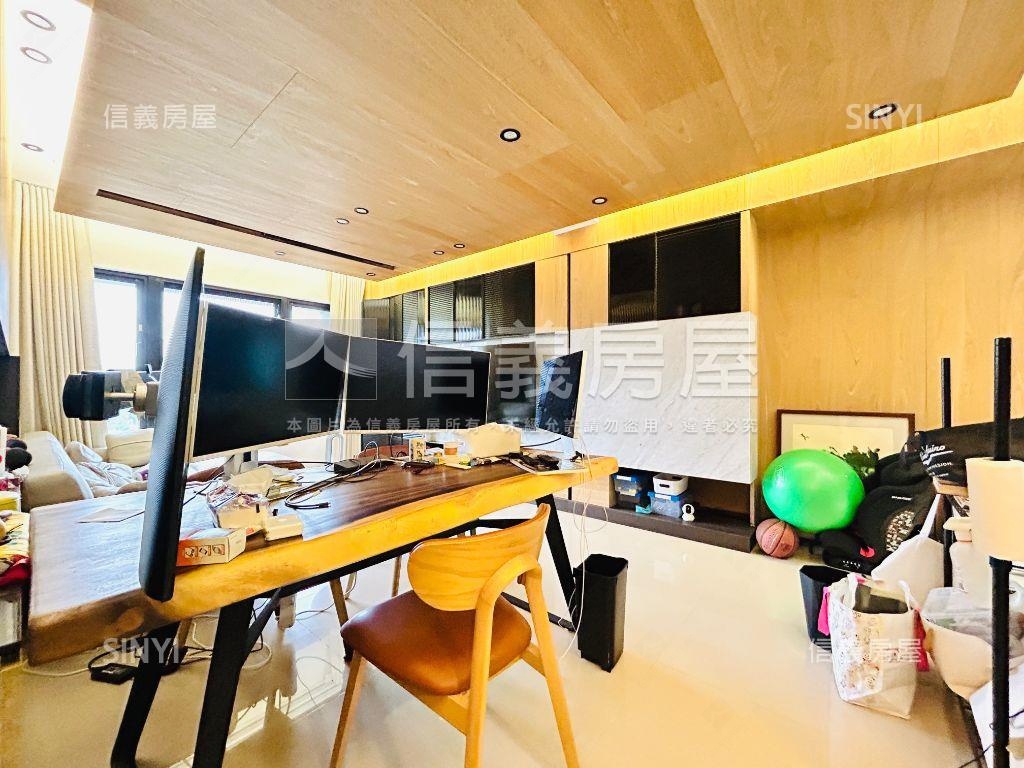 聯勤三喜輕奢美邸房屋室內格局與周邊環境