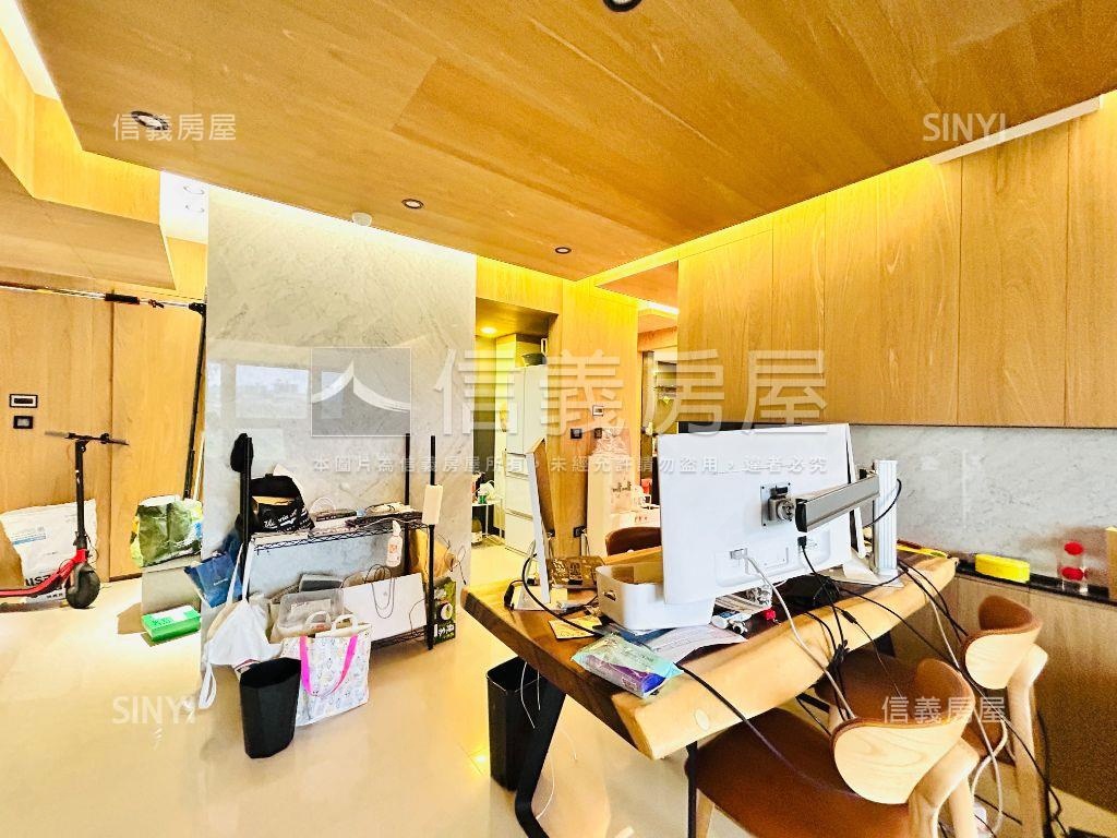 聯勤三喜輕奢美邸房屋室內格局與周邊環境