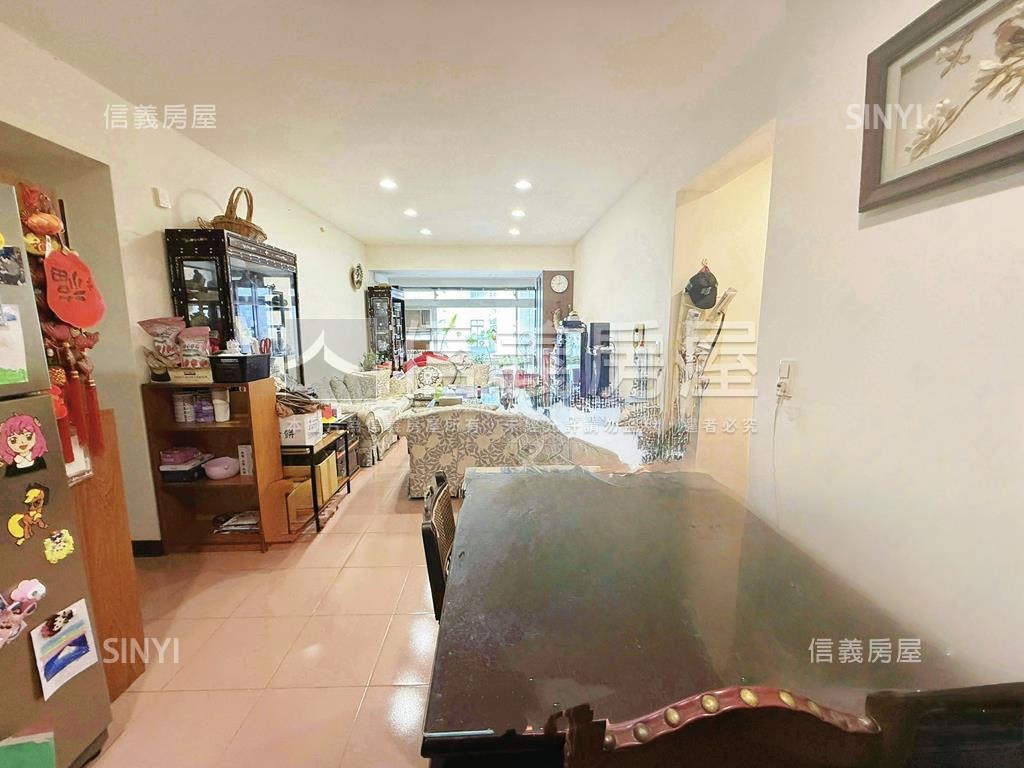 華懋樓成家電梯３房房屋室內格局與周邊環境