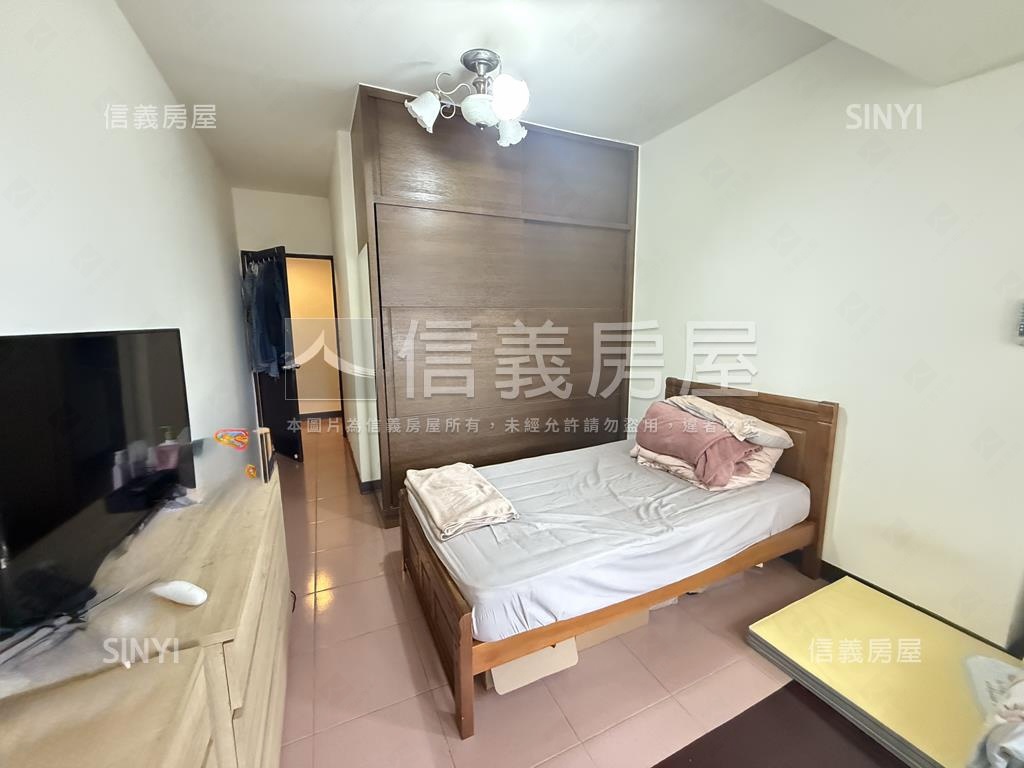 華懋樓成家電梯３房房屋室內格局與周邊環境