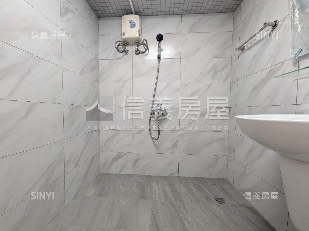 新裝潢景觀戶近未來捷運房屋室內格局與周邊環境