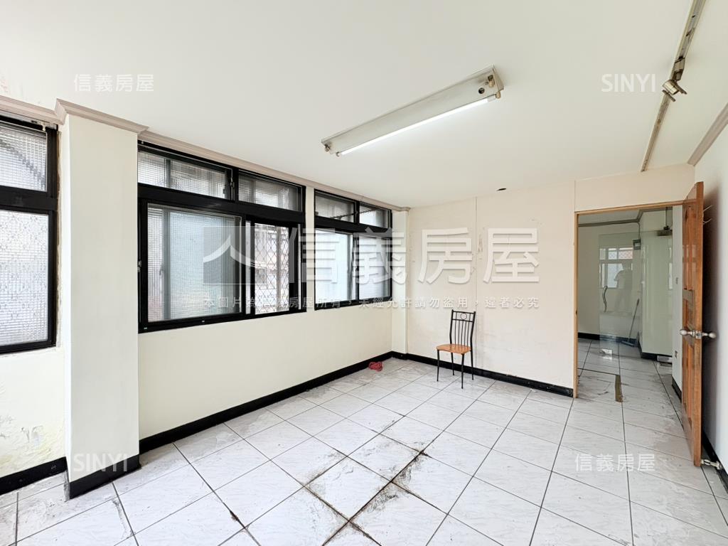 興雅博愛邊間二樓美寓房屋室內格局與周邊環境