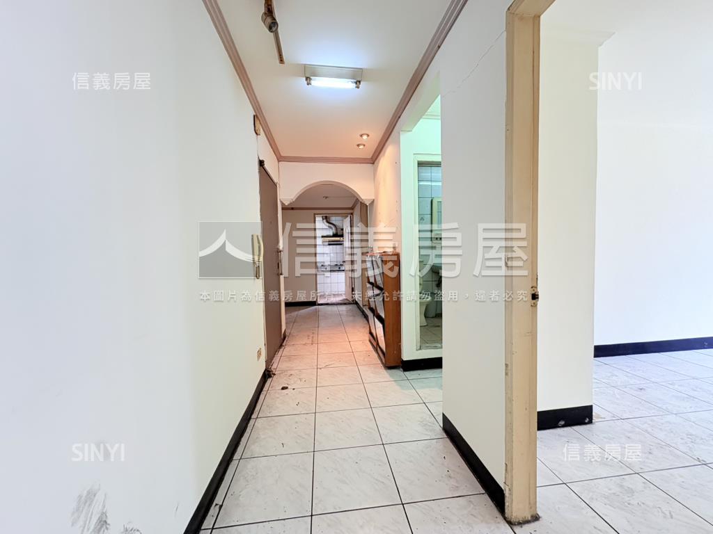 興雅博愛邊間二樓美寓房屋室內格局與周邊環境