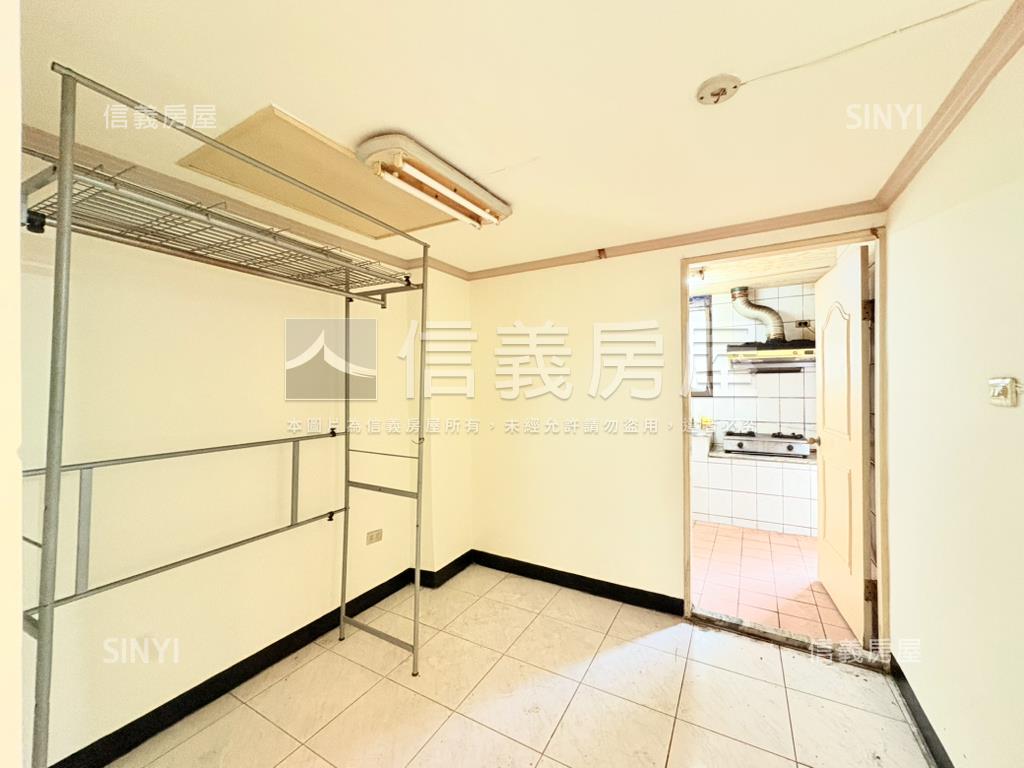 興雅博愛邊間二樓美寓房屋室內格局與周邊環境
