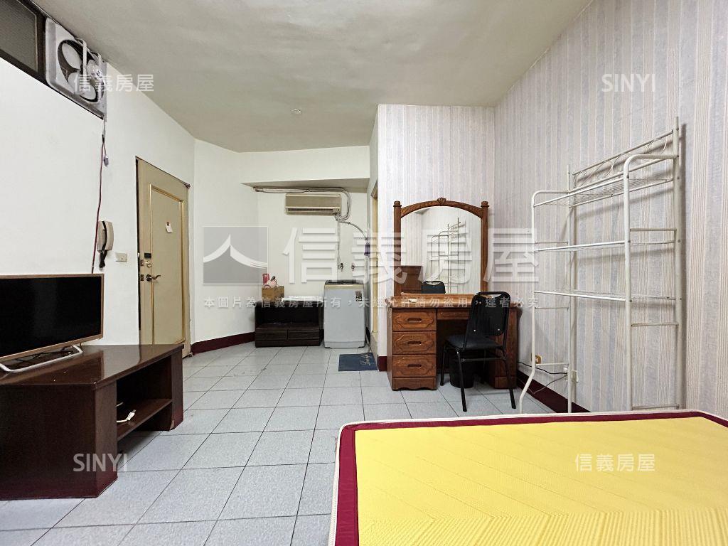 高樓層整層６套房房屋室內格局與周邊環境