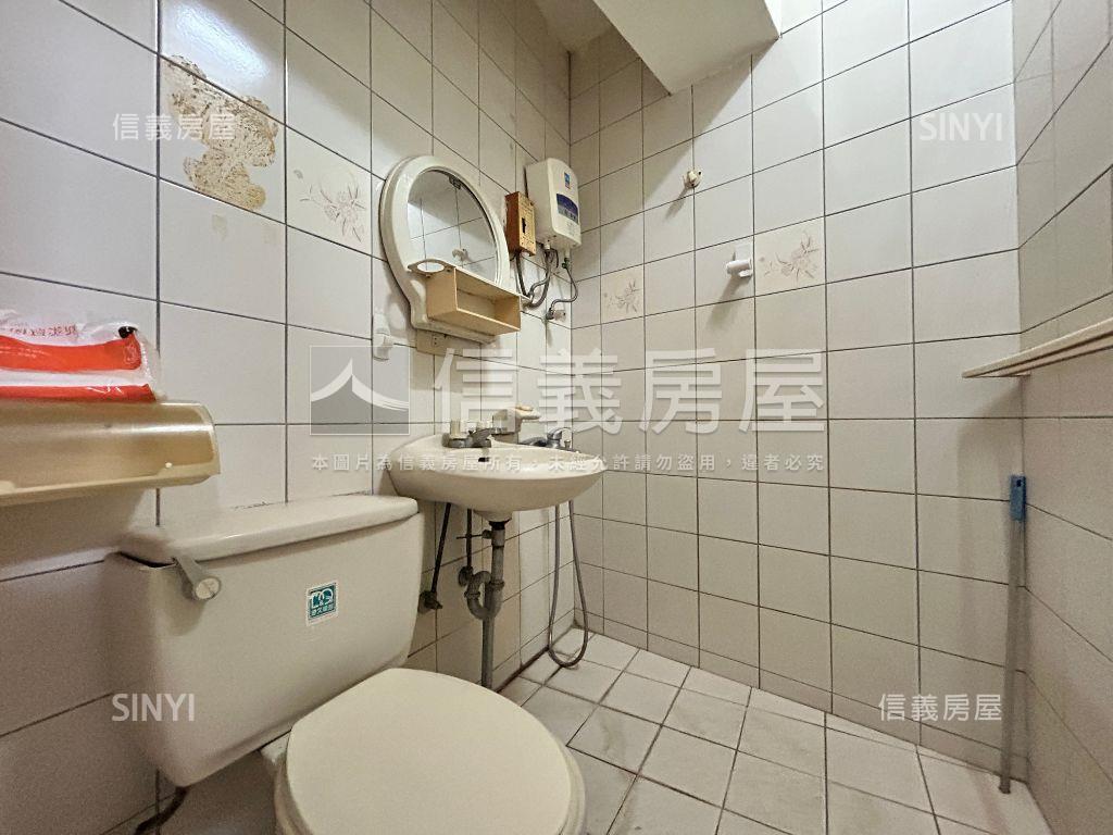 高樓層整層６套房房屋室內格局與周邊環境