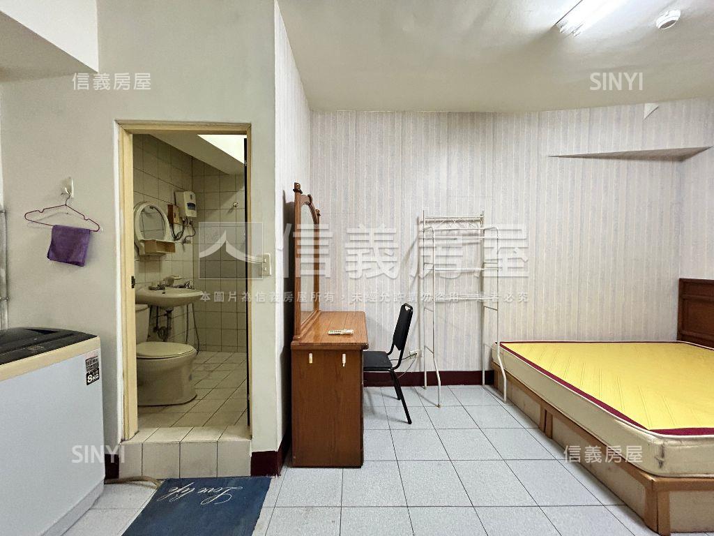 高樓層整層６套房房屋室內格局與周邊環境