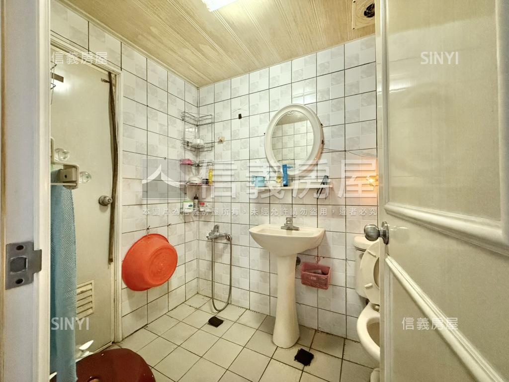 永信國小芳鄰角窗樓店房屋室內格局與周邊環境