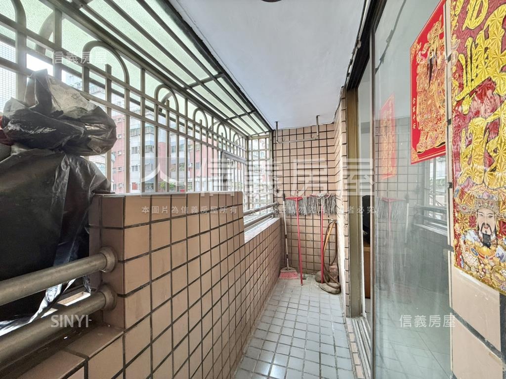 永信國小芳鄰角窗樓店房屋室內格局與周邊環境