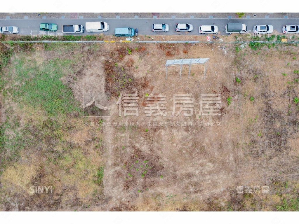 十三期臨２０米路方正土地房屋室內格局與周邊環境