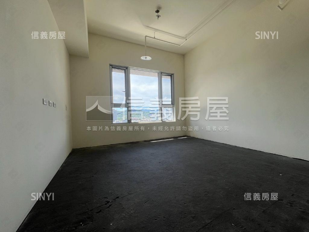 忠孝詠吉朝南高樓附雙車位房屋室內格局與周邊環境