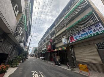 西安街臨路吃市賺錢金透店