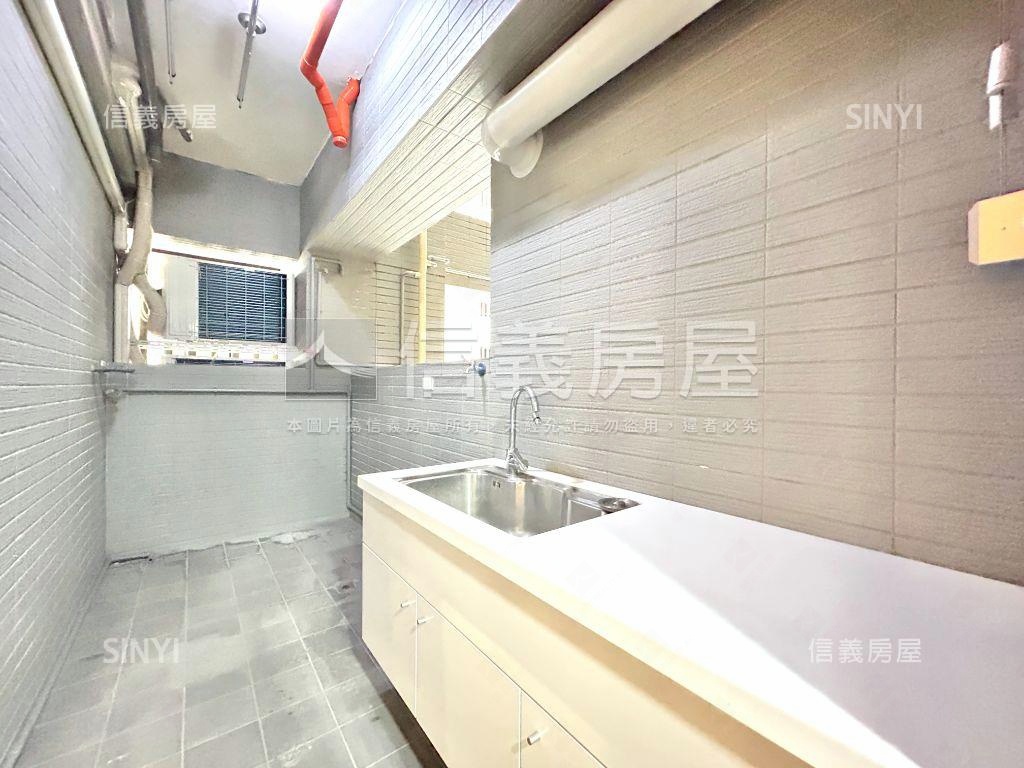 ☆協和丰景☆精裝四房平車房屋室內格局與周邊環境