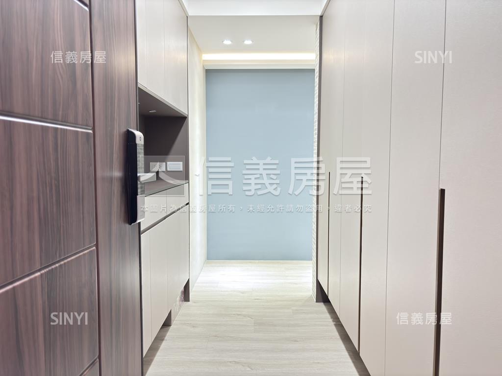 群雄會高樓裝潢２房＋平車房屋室內格局與周邊環境