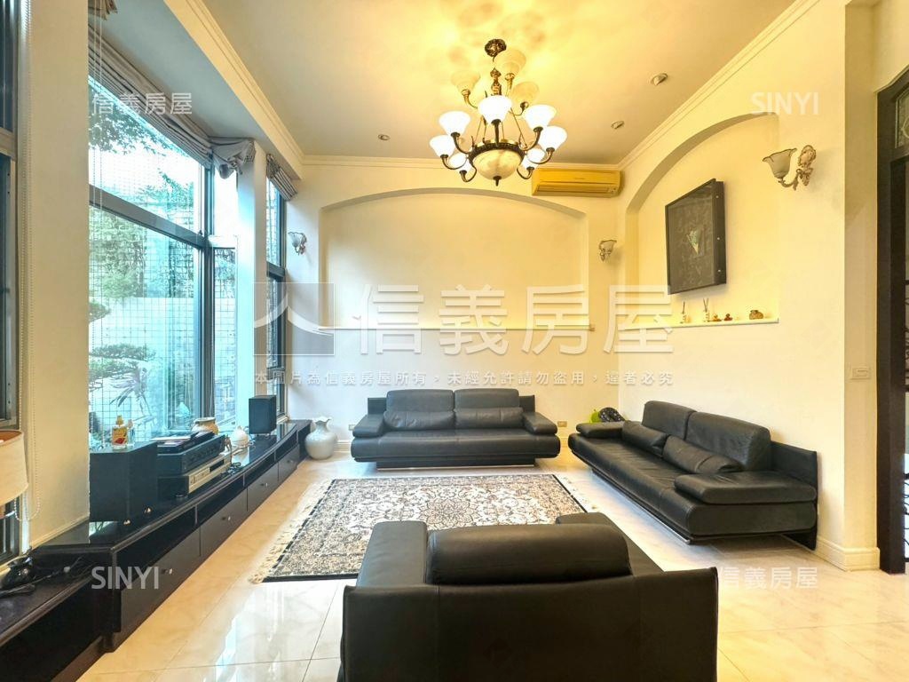 靜心．綠景挑高美墅館房屋室內格局與周邊環境