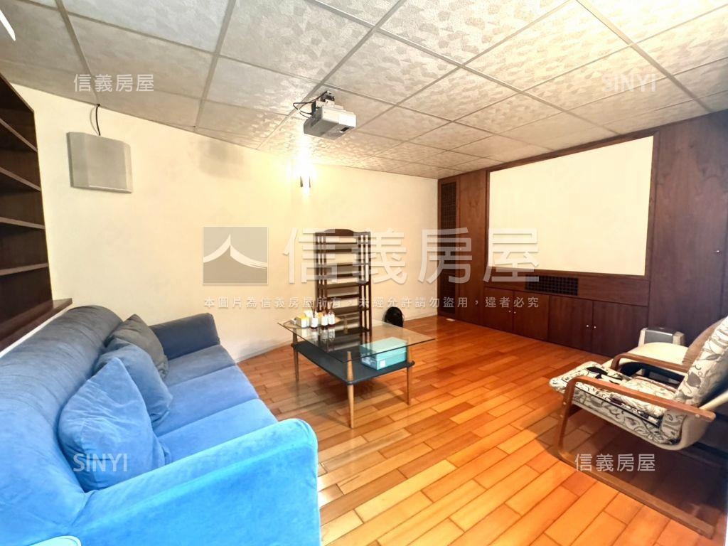 靜心．綠景挑高美墅館房屋室內格局與周邊環境