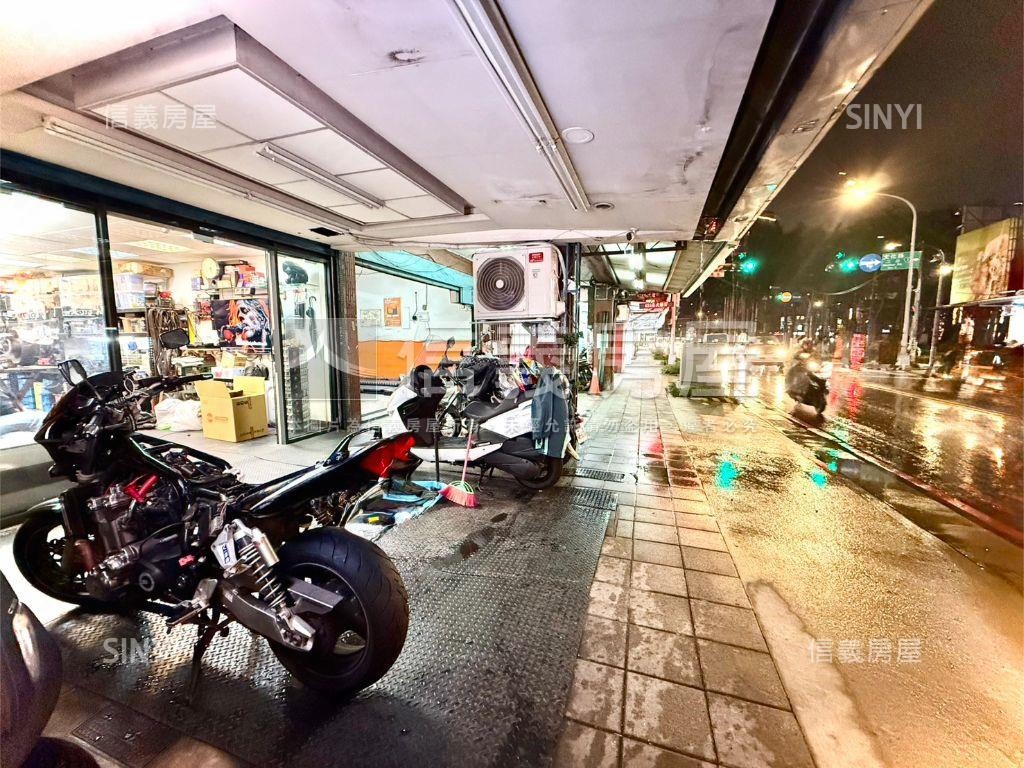 正長江路置產店面大空間房屋室內格局與周邊環境