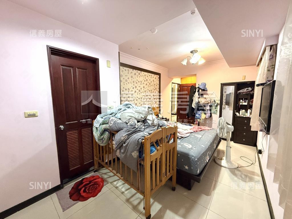 富豪精美大戶美屋房屋室內格局與周邊環境