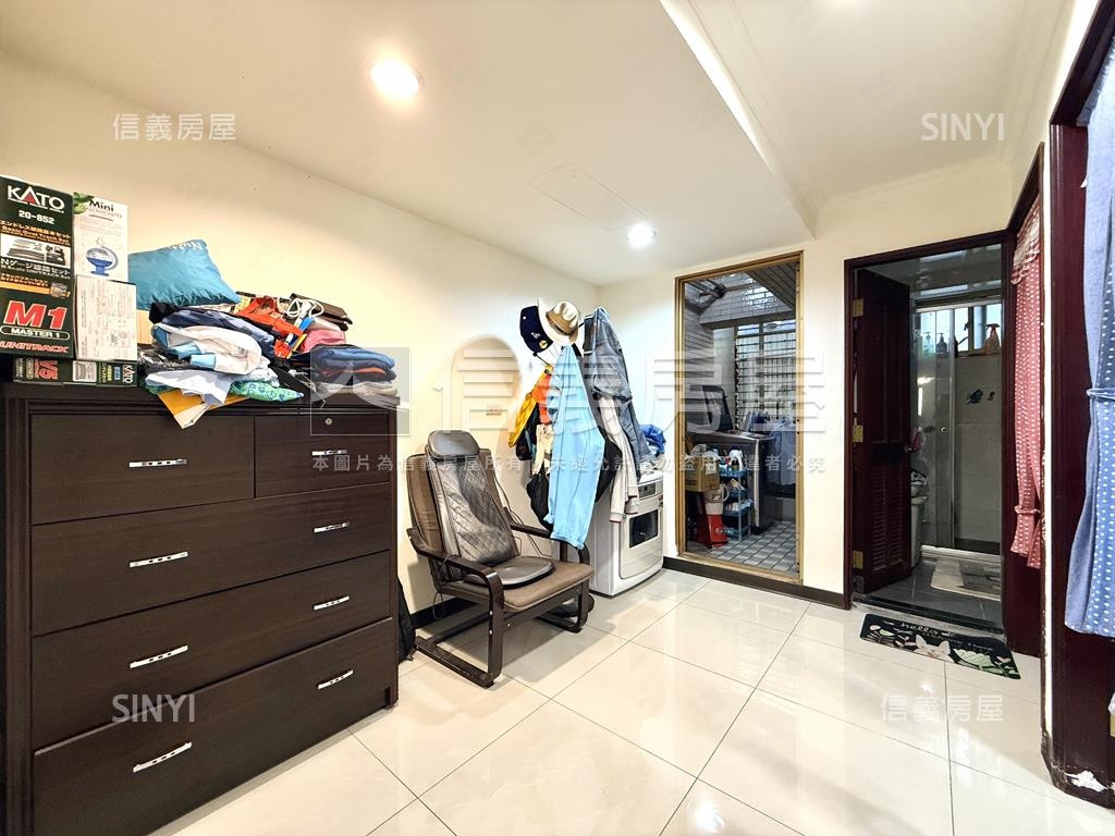 富豪精美大戶美屋房屋室內格局與周邊環境