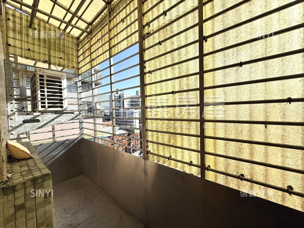 富豪精美大戶美屋房屋室內格局與周邊環境