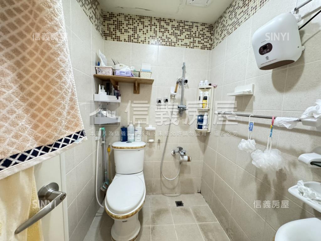 信義區靜巷美裝一樓房屋室內格局與周邊環境