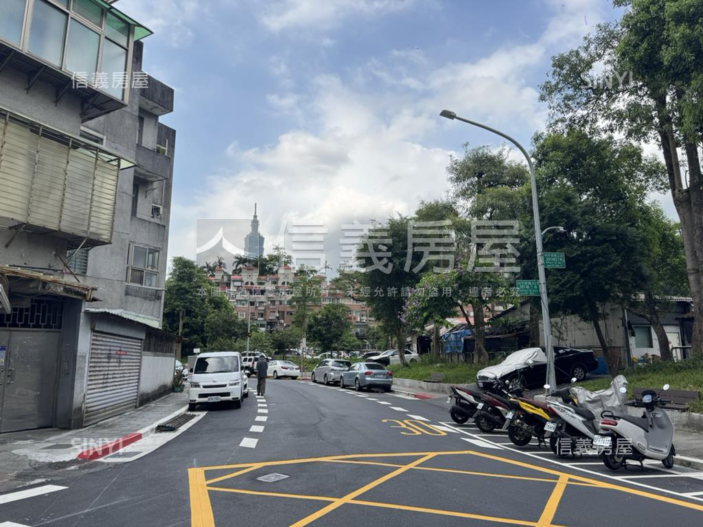 信義區靜巷美裝一樓房屋室內格局與周邊環境