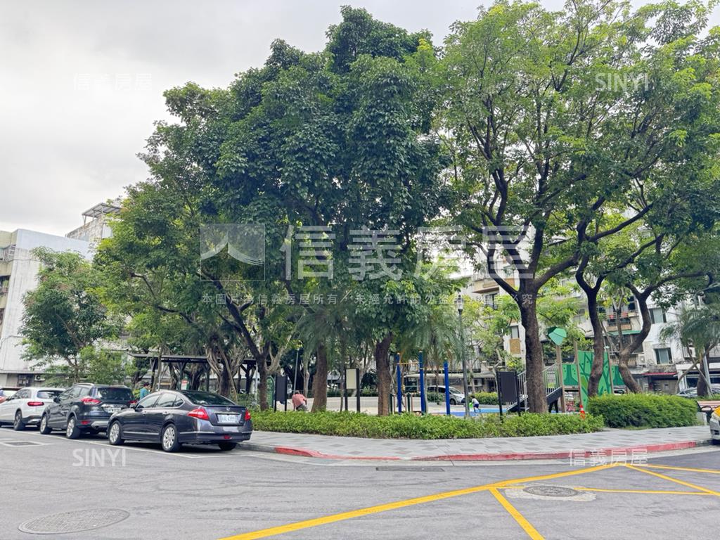 信義區靜巷美裝一樓房屋室內格局與周邊環境