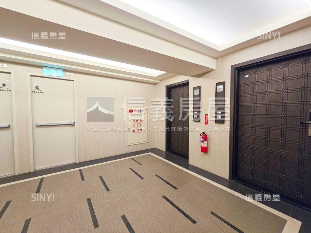 近巨蛋核心城三房車位房屋室內格局與周邊環境