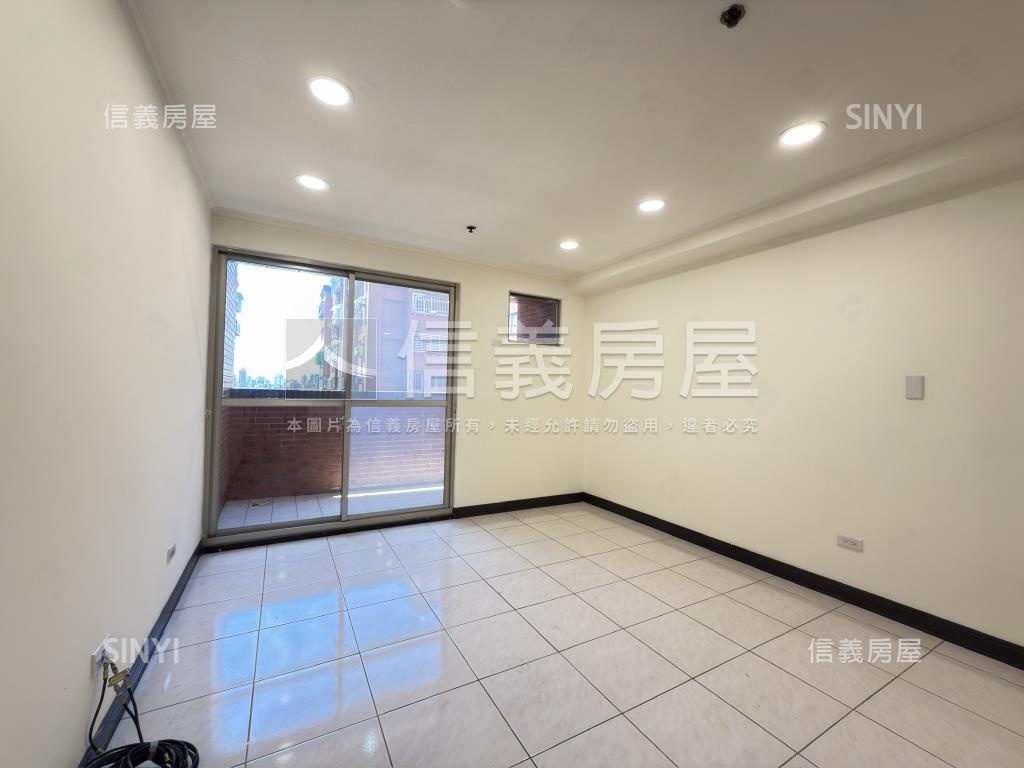 台北東京高樓三房房屋室內格局與周邊環境