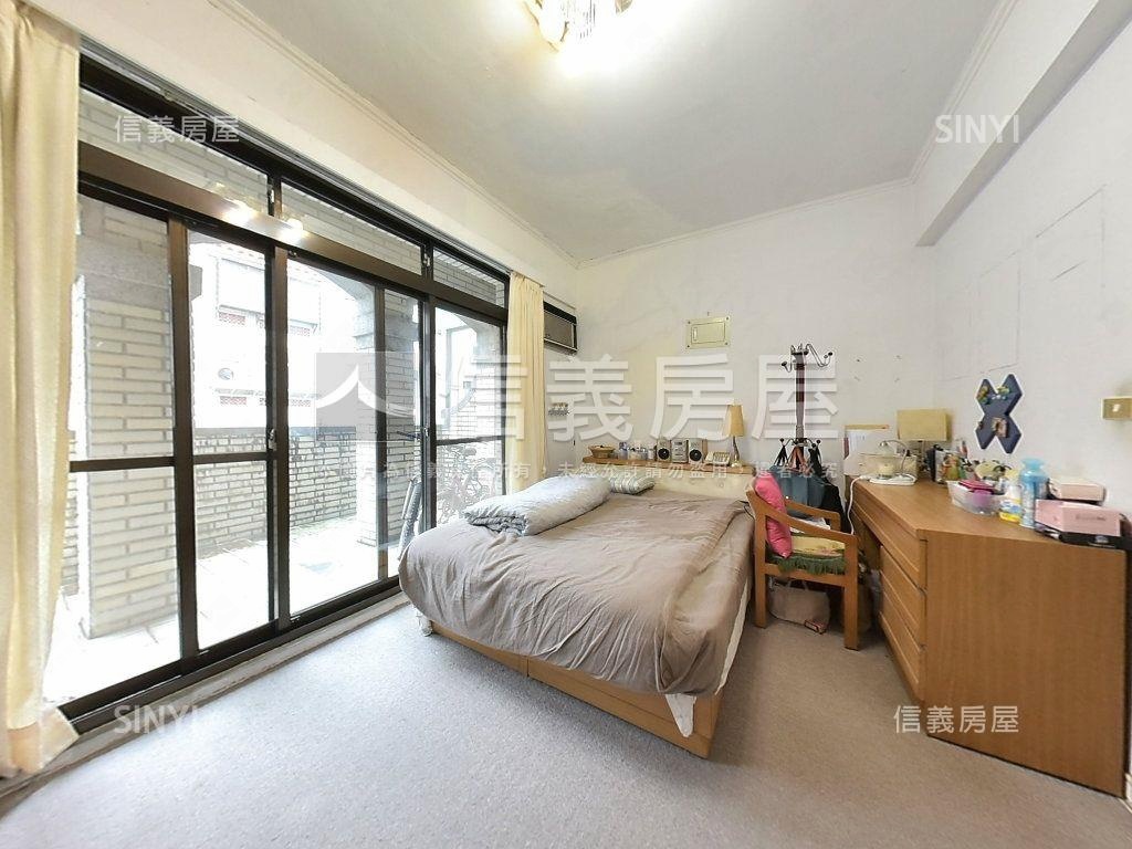 稀有小坪數綠大地房屋室內格局與周邊環境