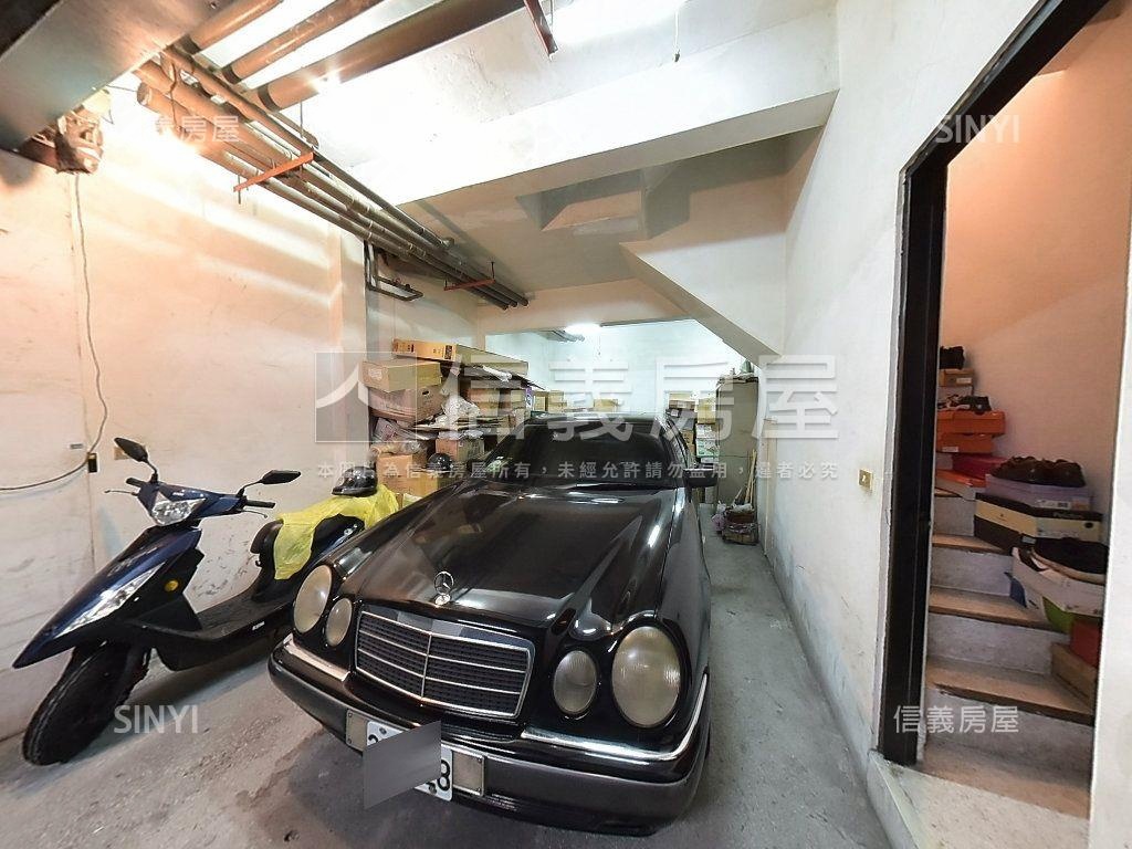 稀有小坪數綠大地房屋室內格局與周邊環境