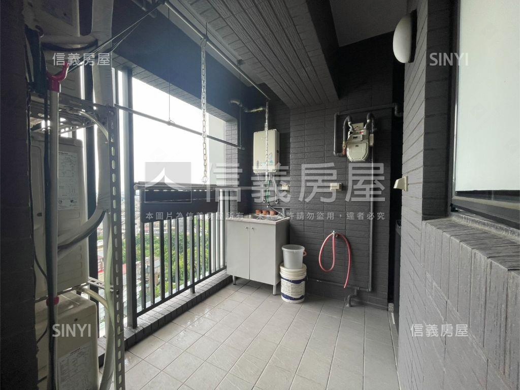 總太朝南次頂樓視野美兩房房屋室內格局與周邊環境